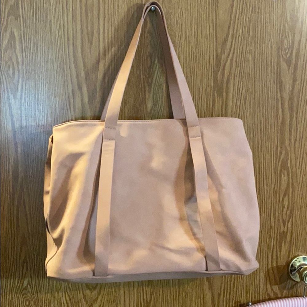 Universal Threads Bag